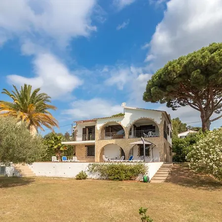 Amistad Villa